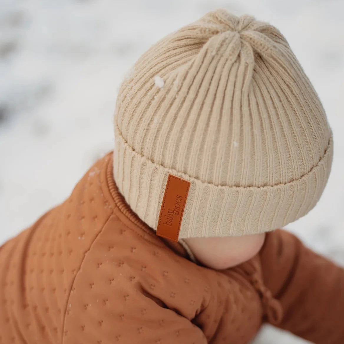 Matchande beige mössa - Förälder och barn
